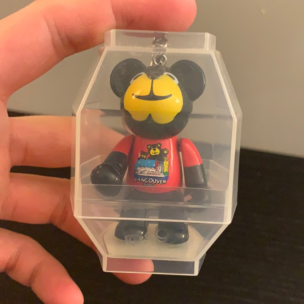 BRAND NEW key Chain